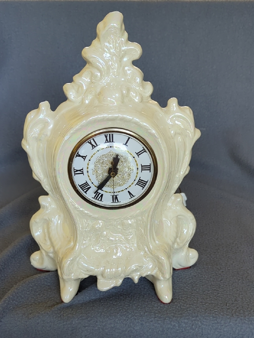 Lanshire Clock Movement Ceramic Mantle Clock.